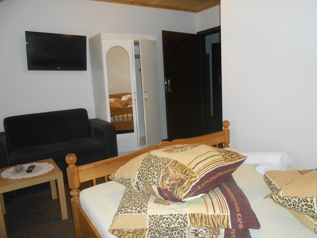 Magdalenka - Pokoje W Centrum Szczyrk Kamer foto